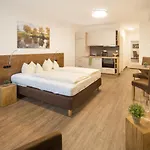 Otel Am Kurpark Spaeth Bad Windsheim