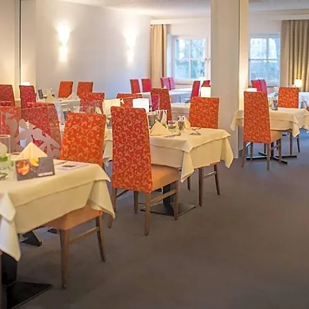 Hotell Am Kurpark Spaeth 4*